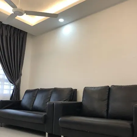 Muslim Homestay Apartment George Town Exterior photo