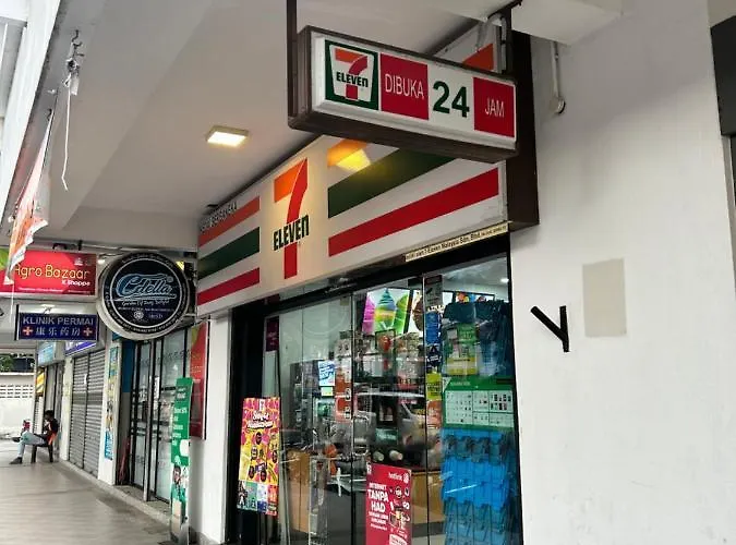 Muslim Homestay Apartment