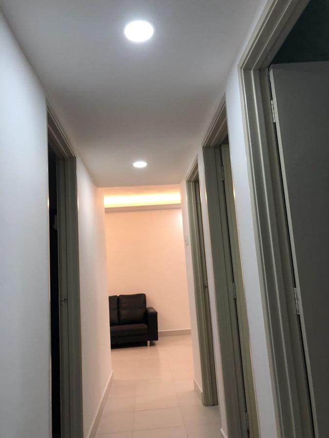 Muslim Apartment *