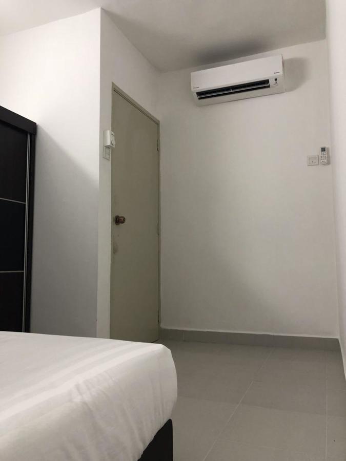Apartment Muslim